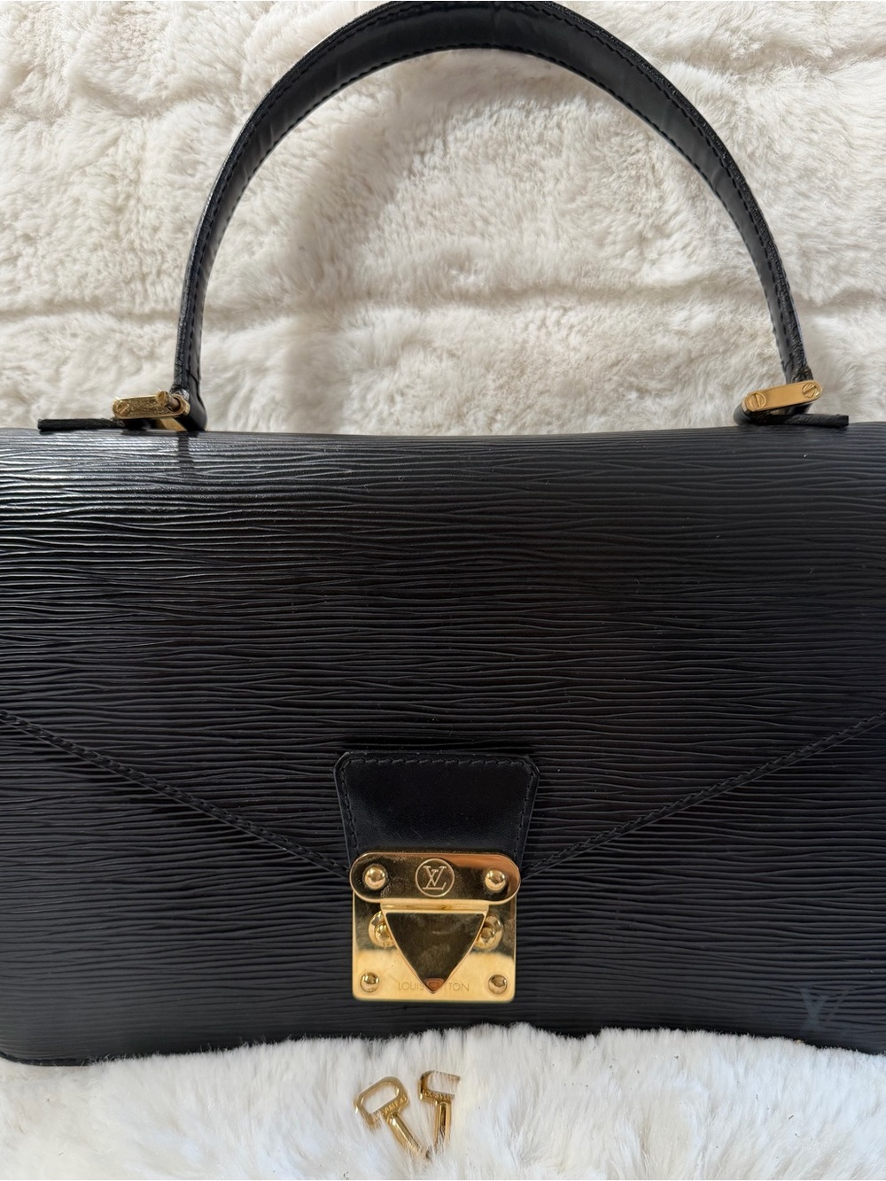 Louis Vuitton Black Epi Leather Top-Handle Clutch with Gold Hardware - Picture 2 of 14